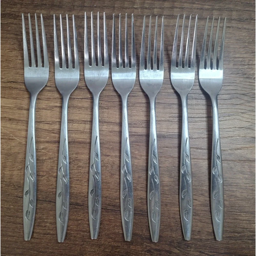 Nasco Stainless Flatware Haiti Pattern Lot of 7 Forks 7¼